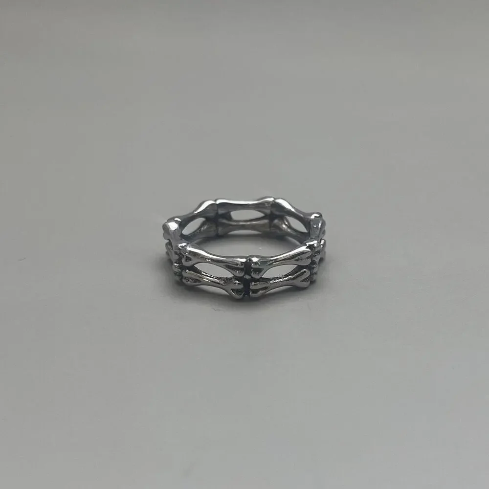 Y2K Vintage Silver Bone Wrap Ring – Size 8, Unisex, Brand New